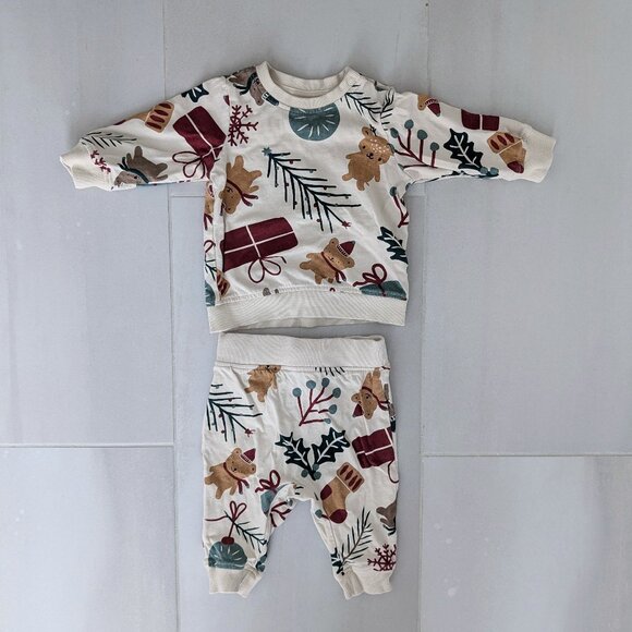 (4/$20) H&M -  Christmas Jersey Set - Picture 2 of 9